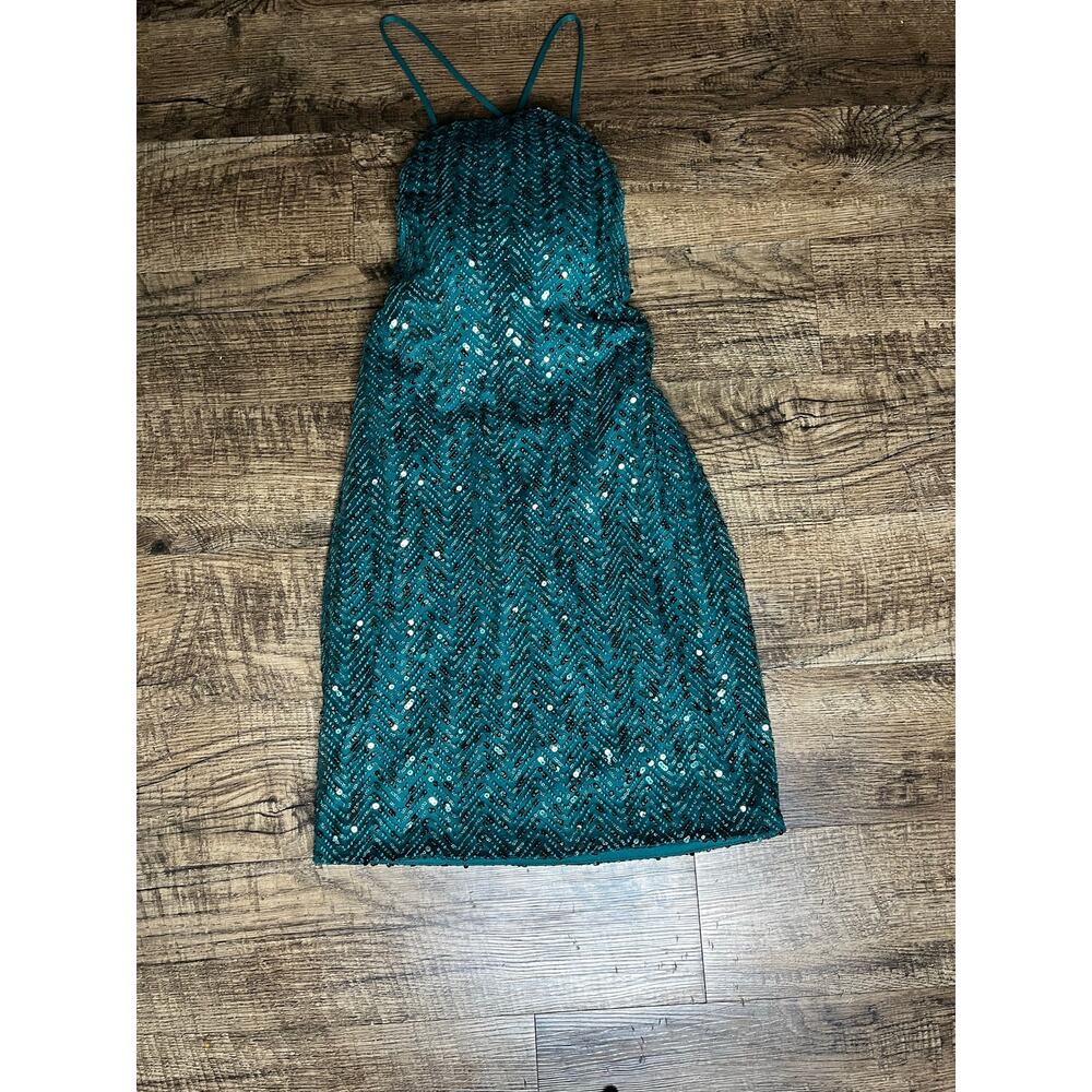NWT Abby Paris Sequin Mini homecoming dress | Emerald | Size 6 - Picture 5 of 8